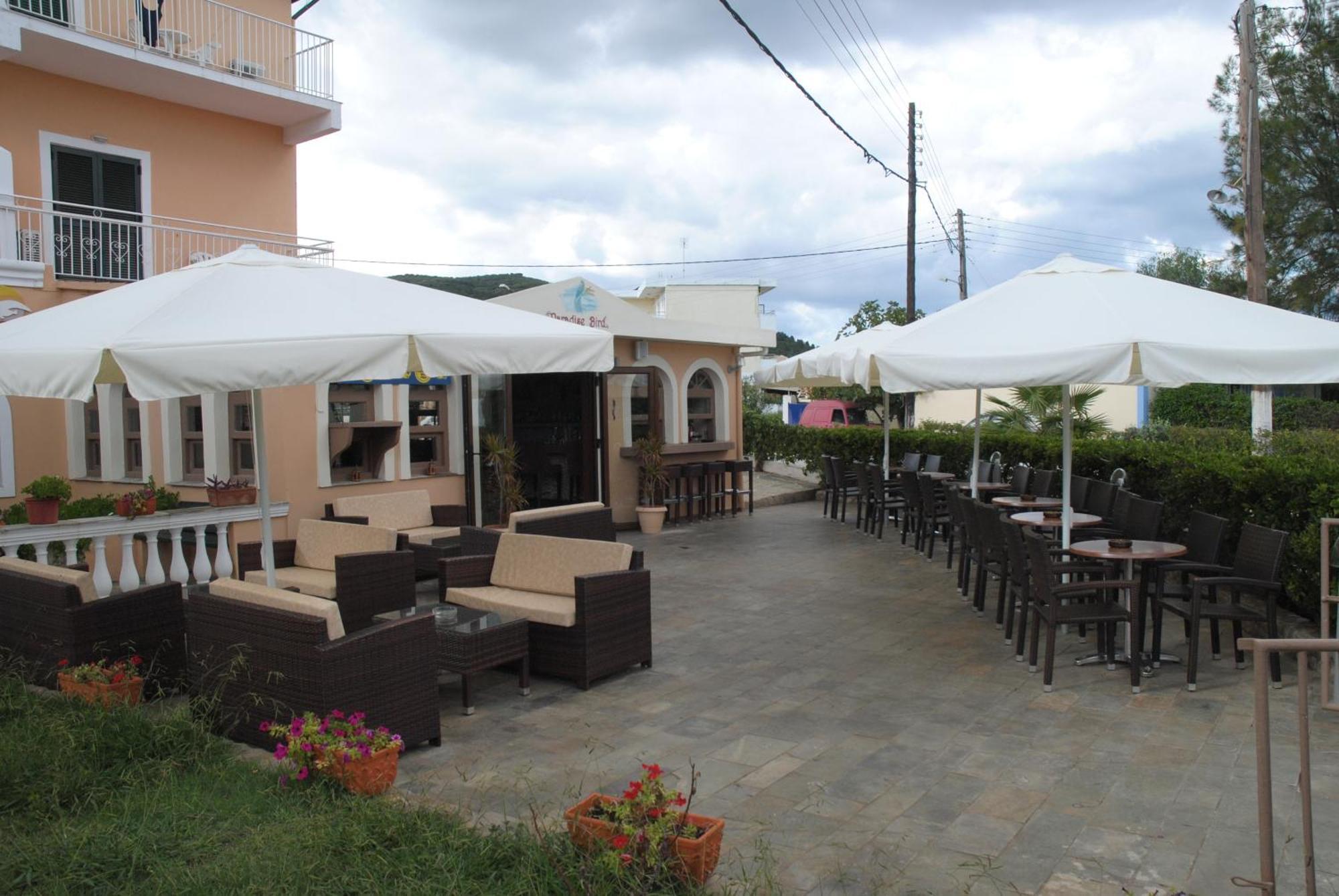 Seabird Hotel Moraitika Dış mekan fotoğraf