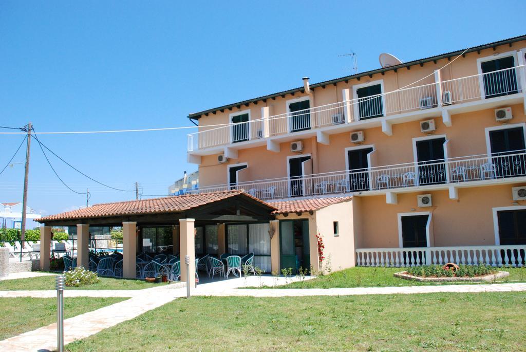 Seabird Hotel Moraitika Dış mekan fotoğraf